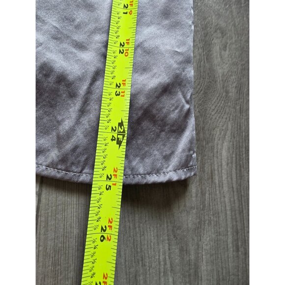 New York Company Silk V-Neck Sequin Embellished Silver Sleeveless Top Size 8 - Picture 8 of 9